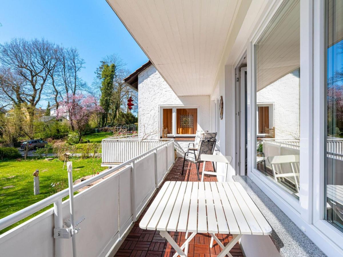 Flat In Eutin On The Kleiner Eutiner See Lake Екстериор снимка