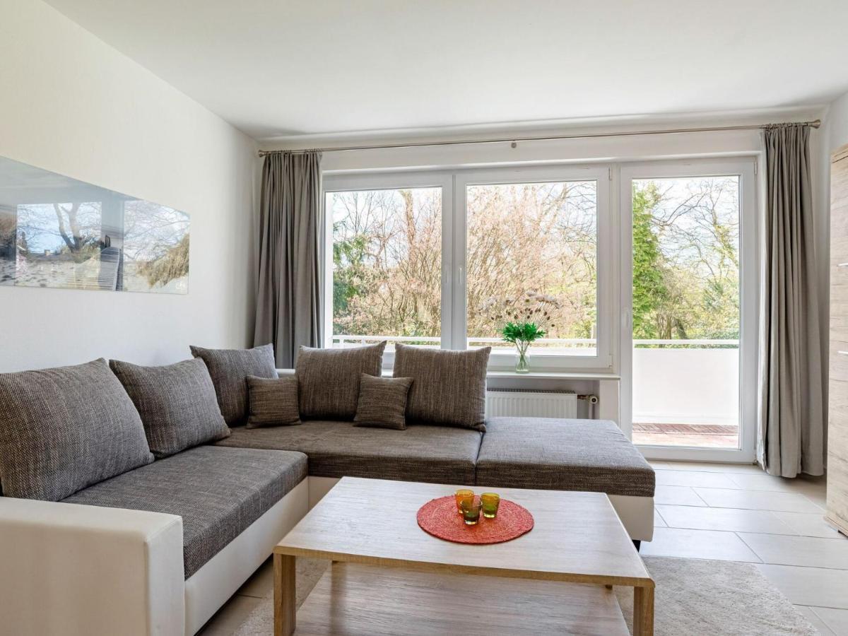 Flat In Eutin On The Kleiner Eutiner See Lake Екстериор снимка