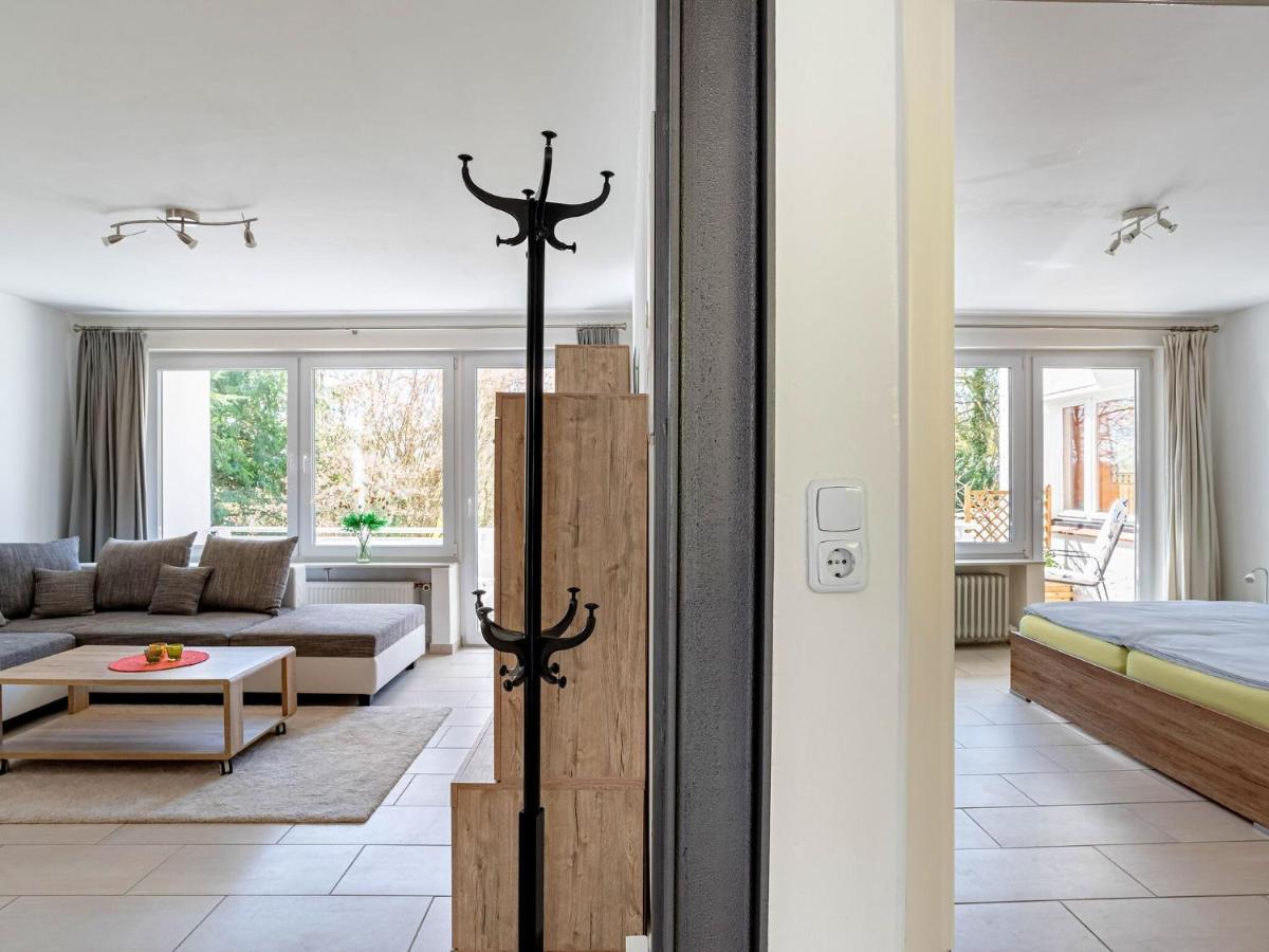 Flat In Eutin On The Kleiner Eutiner See Lake Екстериор снимка